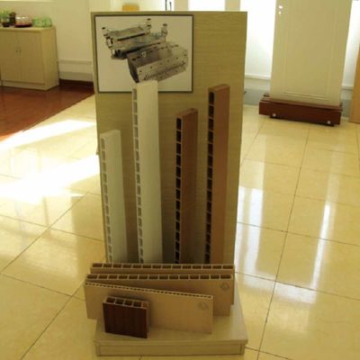 Polito ed elettroplatato 700 mm CPVC WPC Hollow Door Panel Extrusion Mould