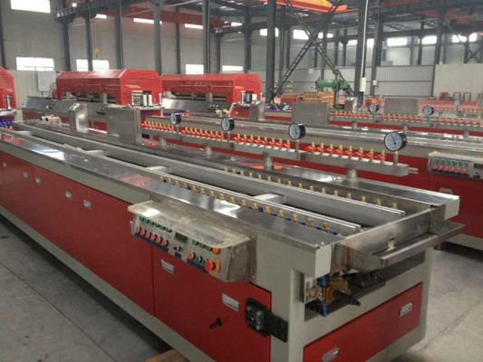 ABB Inverter PVC WPC Profile Plastic Making Machine per finestre e porte