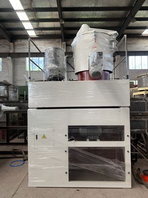 Spessore della parete/della base 5 mm/6 mm Macchina di miscelazione in plastica in PVC ad alta velocità/miscelatore 500/1000 Peso del miscelatore KG 4200 KG