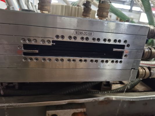 Decorazione d'interni Stampo di telaio di porta WPC in materiale 3Cr17 per dimensioni personalizzate