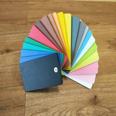 Stampo di estrusione per pannelli di schiuma in PVC/WPC per trattamento superficiale di lucidatura con elettroplata