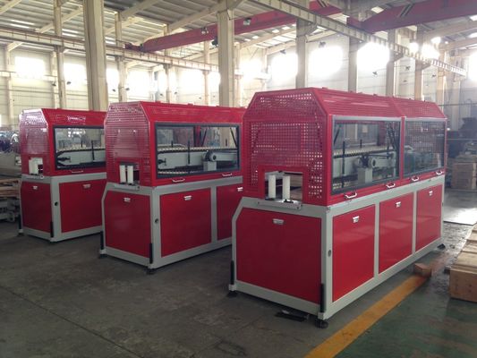 Servizio di manutenzione e riparazione sul campo dopo per la macchina di produzione di profili di plastica in PVC WPC
