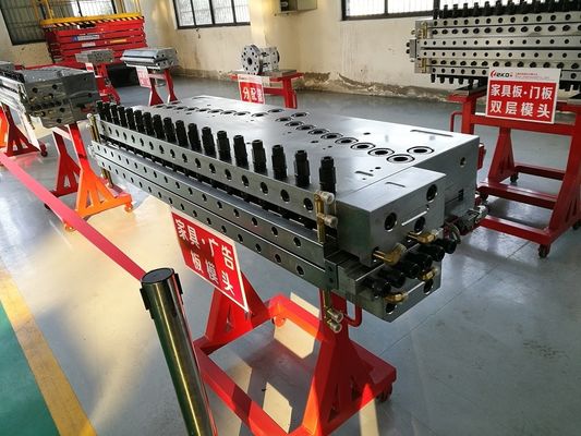 1000 mm Larghezza P20 Stampo a canale singolo per la produzione di cartoni per mobili personalizzabili