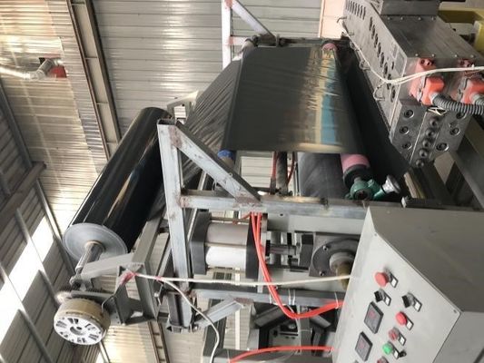 Tecnologia della linea di produzione per l'estrusione delle piastrelle di tetto in PVC per la fabbricazione di lamiere di tetto