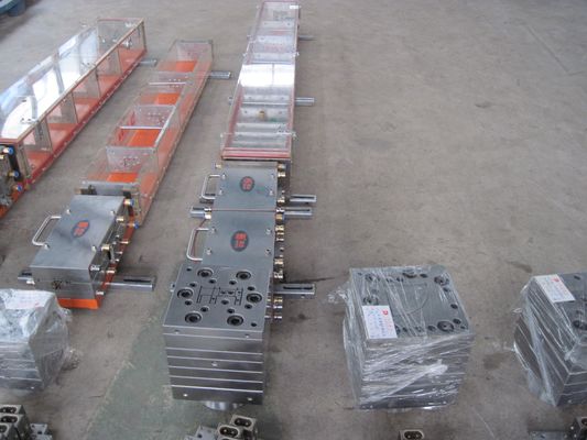 Profili di vetrina in PVC Estrussione Stampo stampato Strumenti EKO per un'elevata produttività ed efficienza