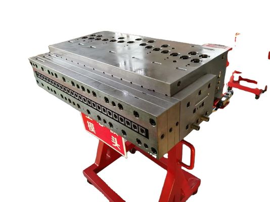 92/188mm Diametro di vite UPVC/WPC Macchina di estrussione per pannelli di porte per opere di costruzione
