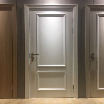 Macchina per la realizzazione di porte in PVC a tensione personalizzata per la tua azienda