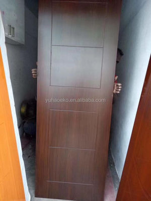 Macchina per la realizzazione di porte in PVC a tensione personalizzata per la tua azienda