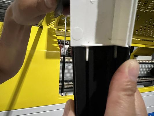 Modello di estrussione di plastica per la produzione di prodotti per la casa