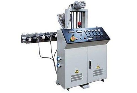 Macchine per pannelli in PVC a coestrusione ad alta produttività per la lavorazione a coestrusione