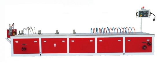 Macchine per pannelli in PVC a coestrusione ad alta produttività per la lavorazione a coestrusione