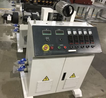 65/132mm diametro di vite WPC porta pavimento profilo decorativo pannello di cartone macchina di produzione