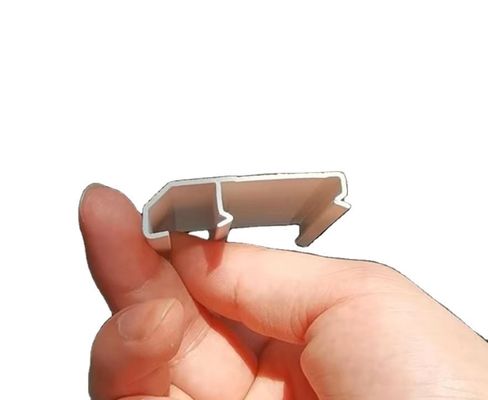 Progettazione AutoCAD e finitura in argento per stampi di plastica UPVC in fasce di bordo di porta personalizzate