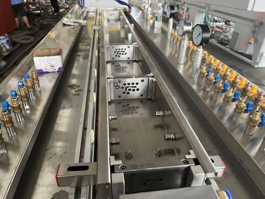 Forme di estrussione per prodotti domestici a profilo di chiusura di porte in PVC in legno e plastica