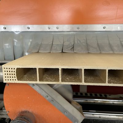Modello di estrussione di lucidatura elettroplata per la linea di produzione di pannelli murali WPC