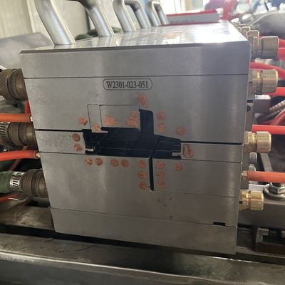 Profili per finestre in UPVC in argento per la modellazione di cornici per finestre
