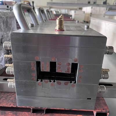 Profili di tronco di cavi elettrici in PVC di plastica
