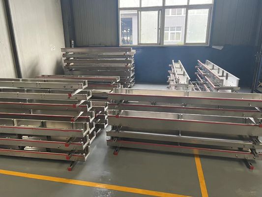 3CR17 Materiale utilizzato nei stampi per legno PE Stampi per estrussione Stampo per stampi per pavimenti superiori