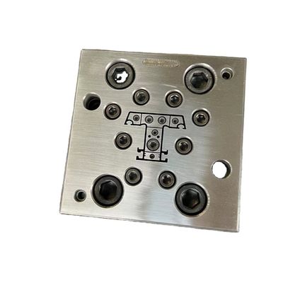 Stampo di cavità 1 per profili di finestre in PVC Stampo di estrusione per profili di plastica per porte e finestre