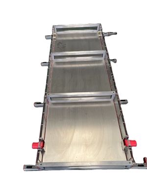 Modello di estrussione per pannelli vuoti in PVC/macchina per la fabbricazione di finestre in PVC