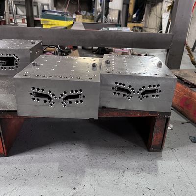 Perfilo di dimensioni personalizzate Finestre di fornitura di profili di plastica Stampo di estrusione per stampi di decorazione