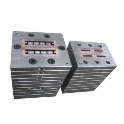 Precisione WPC PVC Pipe e Profili Finestre di Estrussione Die Design Stampo per dimensioni personalizzate