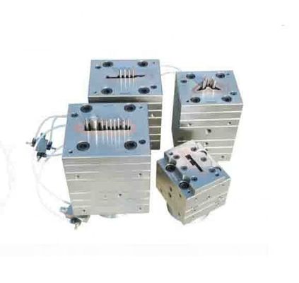 Precisione WPC PVC Pipe e Profili Finestre di Estrussione Die Design Stampo per dimensioni personalizzate