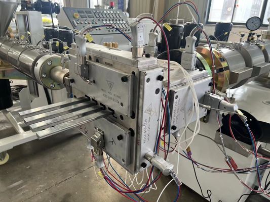 3CR17 Materiale di stampo PVC Estrusione di plastica per pavimenti WPE Software di progettazione AutoCAD