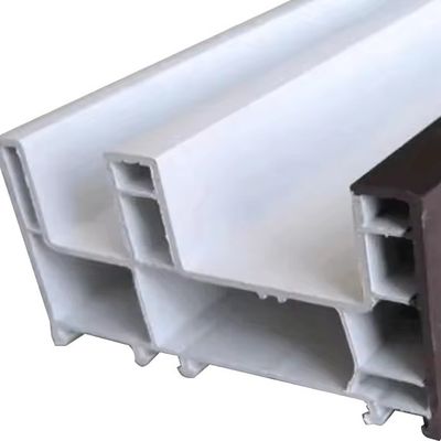 Forme di prodotti per la casa in UPVC per vetri e porte con profilati in PVC