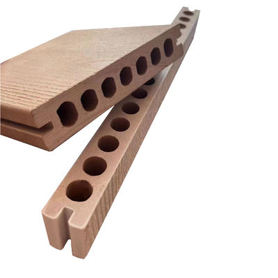 Stampo di estrussione WPC rivestimento murale in legno plastico composito