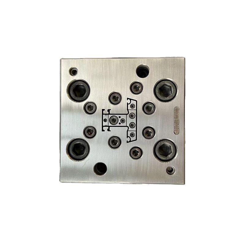 Matrice / Stampo di estrusione in PVC in argento progettato per AutoCAD e produzione di precisione
