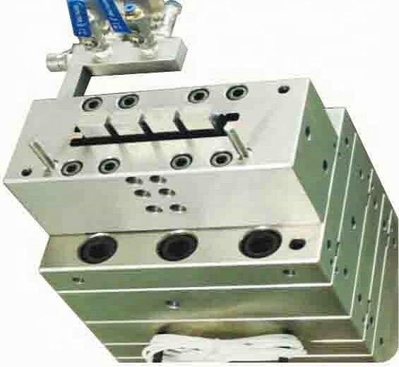 Precisione WPC PVC Pipe e Profili Finestre di Estrussione Die Design Stampo per dimensioni personalizzate